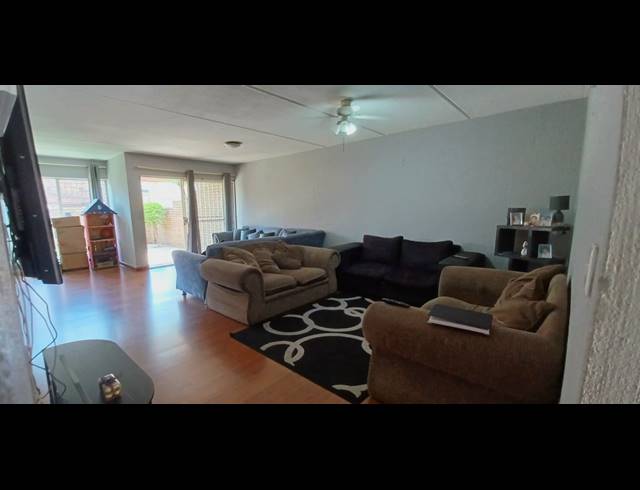 3 BEDROOM APARTMENT FOR SALE IN BIRCH ACRES